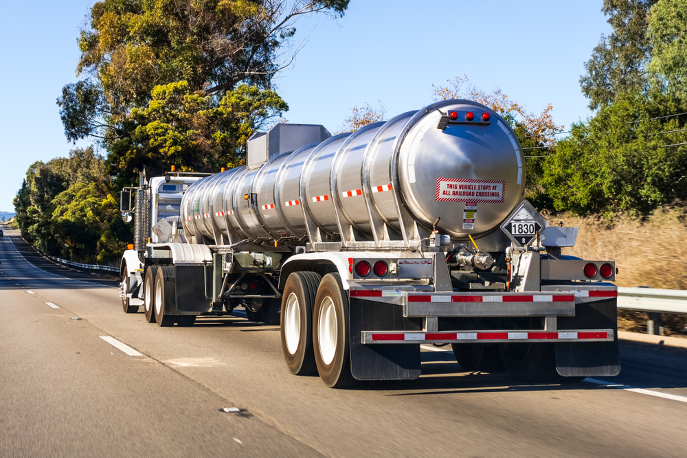 4 Best Ways To Transport Liquid Cargo
